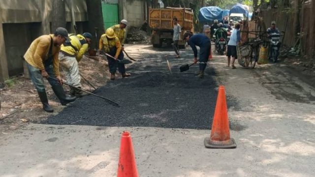 Pemkot Tangerang Kebut Perbaikan Jalan Raya Bayur Kecamatan Periuk