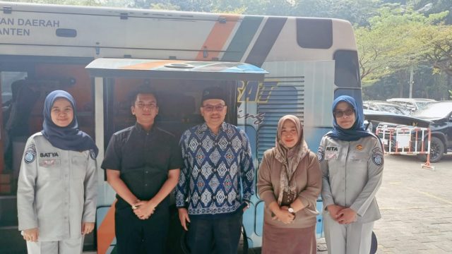 Jasa Raharja UPT Serpong Hadirkan Mobil Samling di Sekolah Al Azhar Bayar Pajak Makin Mudah