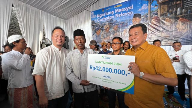 Hadiri NGEMAS 2, Bupati Tangerang Bersama BPJS Ketenagakerjaan Serahkan Santunan JKM Kepada Ahli Waris Pekerja Rentan
