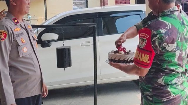 Danramil Kragilan Sambangi Polsek Kragilan, Berikan Ucapan HUT Bhayangkara Ke-80
