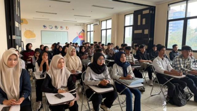 Ratusan Pencaker Ramaikan Walk in Interview Disnaker Kota Tangerang