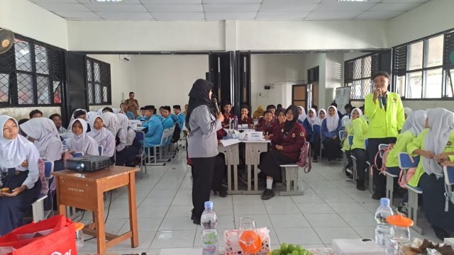 Bentengi Generasi Muda dari Bullying dan Narkoba, Kemenkum Banten Turun Langsung ke Sekolah