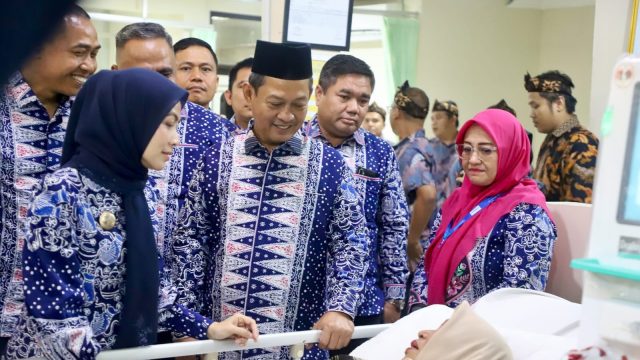 Resmikan 10 Mesin HD di HUT ke-88 RSDP Serang, Bupati Ratu Zakiyah Imbau Warga Jaga Pola Makan