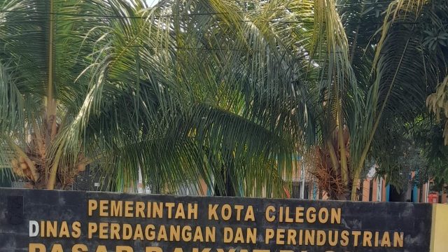Paguyuban Pasar Blok F Cilegon Menolak Kenaikan Retribusi Kios yang Naik 700 Persen