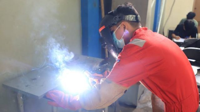 Dukung Tenaga Kerja Siap Pakai, Disnaker Kota Tangerang Buka Pelatihan Las Gratis