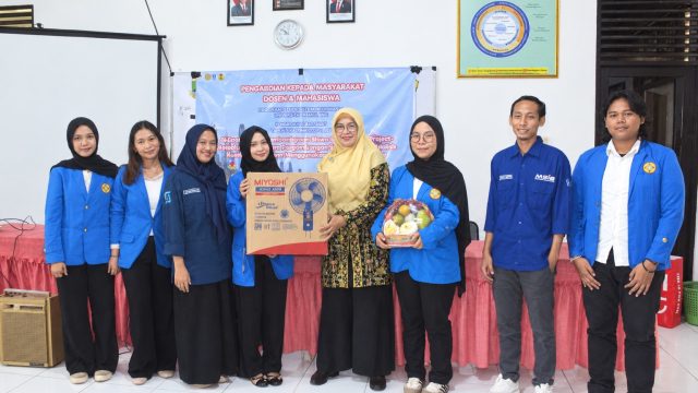 Mahasiswa Dorong Pemanfaatan AI sebagai Media Pendukung Pembelajaran Bagi Siswa SMAN 1 Pandeglang