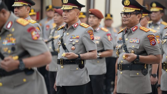 Irjen Pol Hendra Kurniawan Resmi Dilantik Kapolri sebagai Kapolda Banten