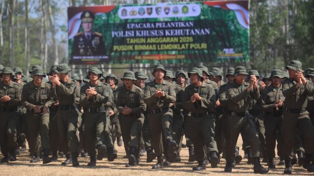 Tindak Lanjuti Arahan Presiden Prabowo Subianto, Polri Siapkan 70 Ribu Polisi Khusus Kehutanan
